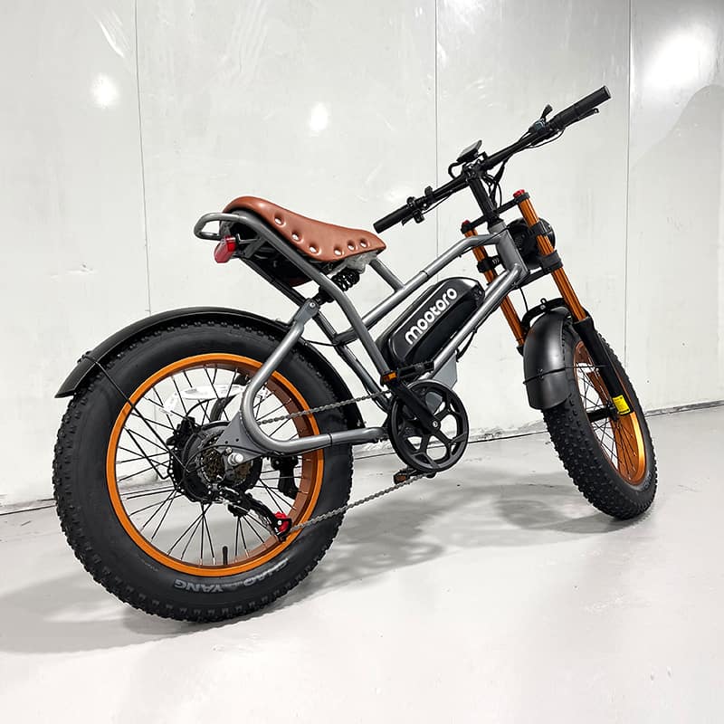 Mootoro electric bike cruiser D1X right-rear view